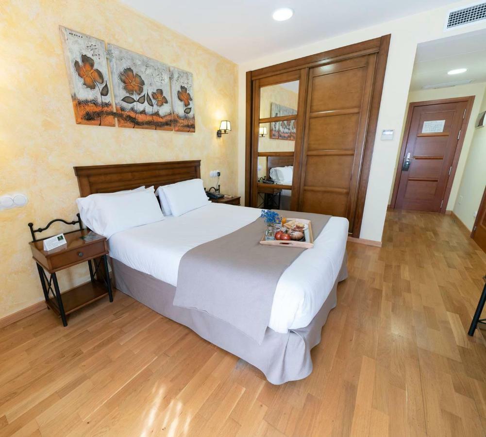 Hotel Comendador Carranque Eksteriør billede