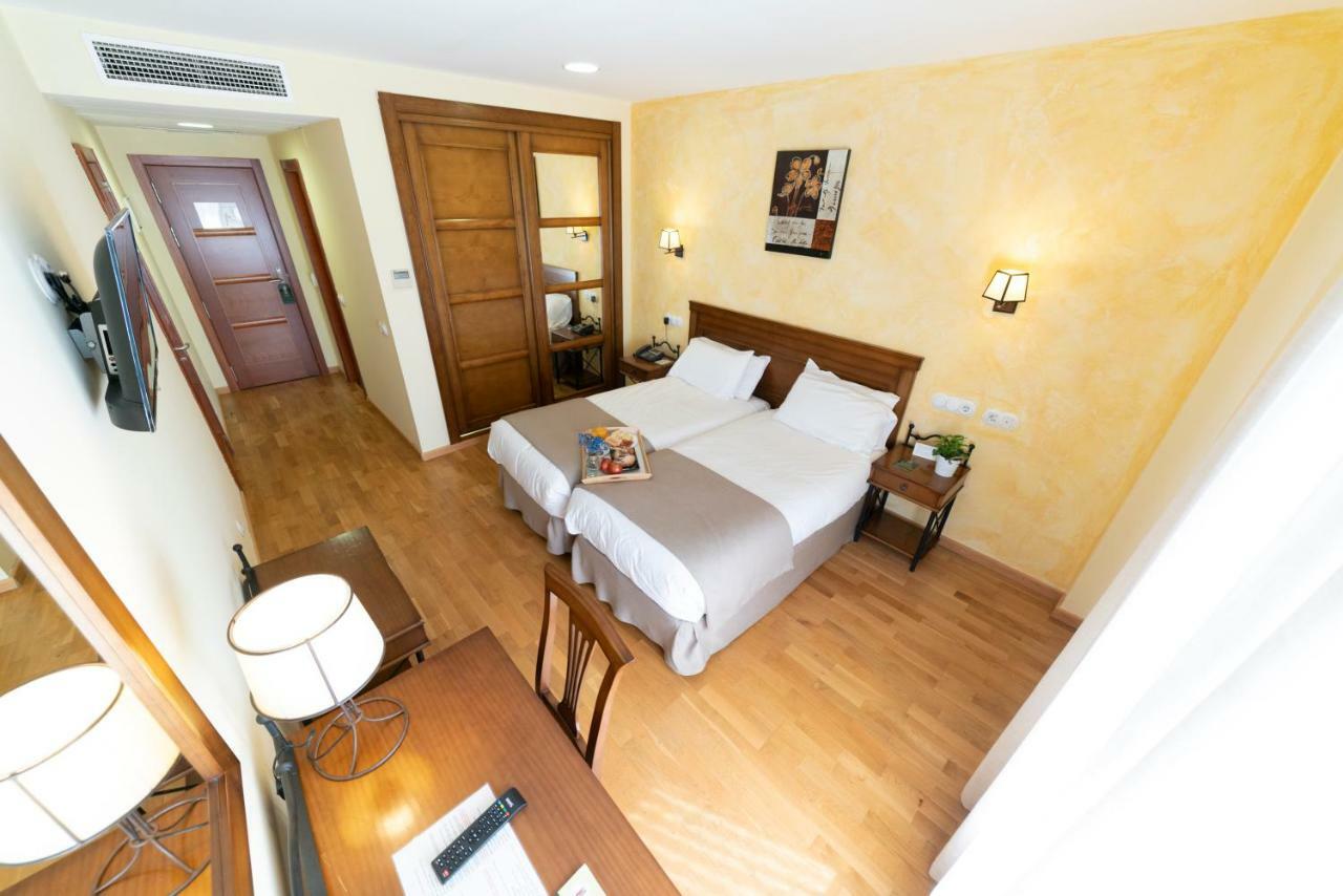 Hotel Comendador Carranque Eksteriør billede